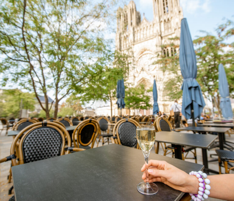 Where to park your car in Reims?
