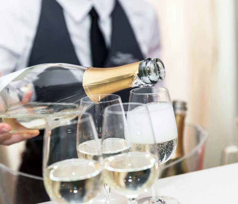 Itineraries for Visiting Champagne Houses by Private VTC